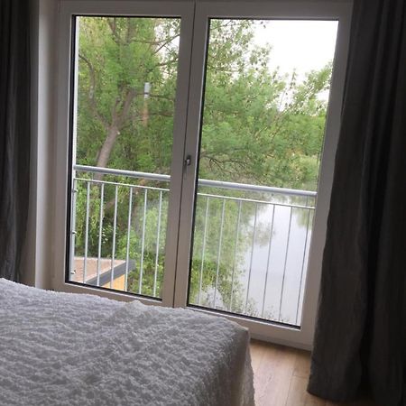 Familienfreundliche Ferienwohnung Am See Sömmerda Εξωτερικό φωτογραφία