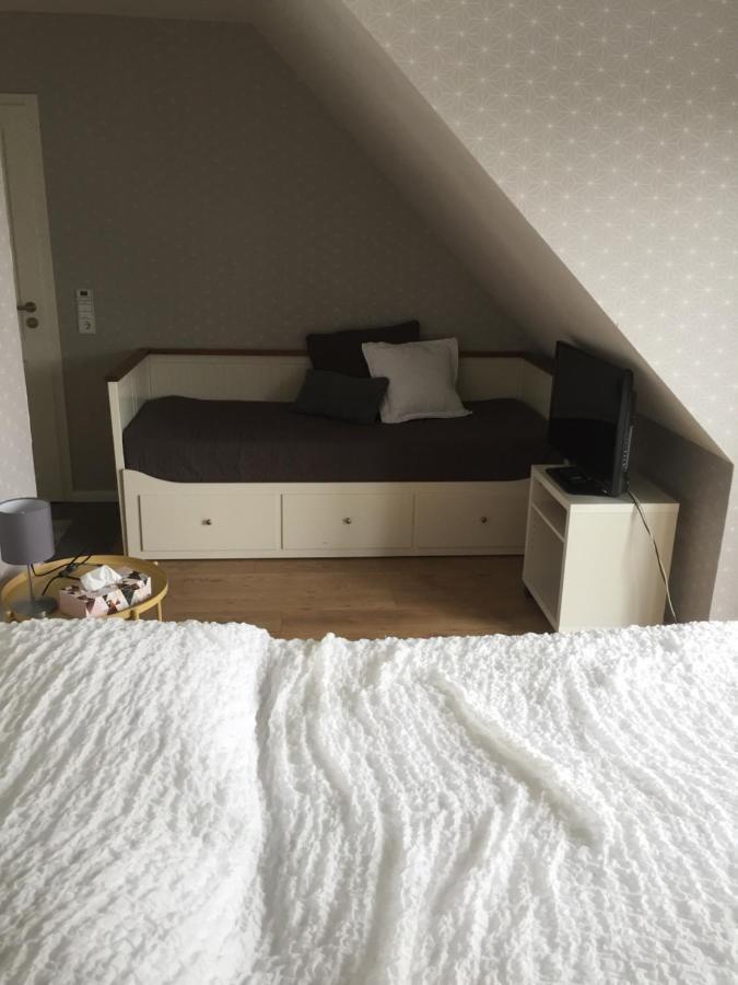 Familienfreundliche Ferienwohnung Am See Sömmerda Εξωτερικό φωτογραφία